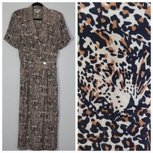 Vintage Robbie Bee Animal Print Silk Shirt Dress Size 8 Button Front Pockets Y2K